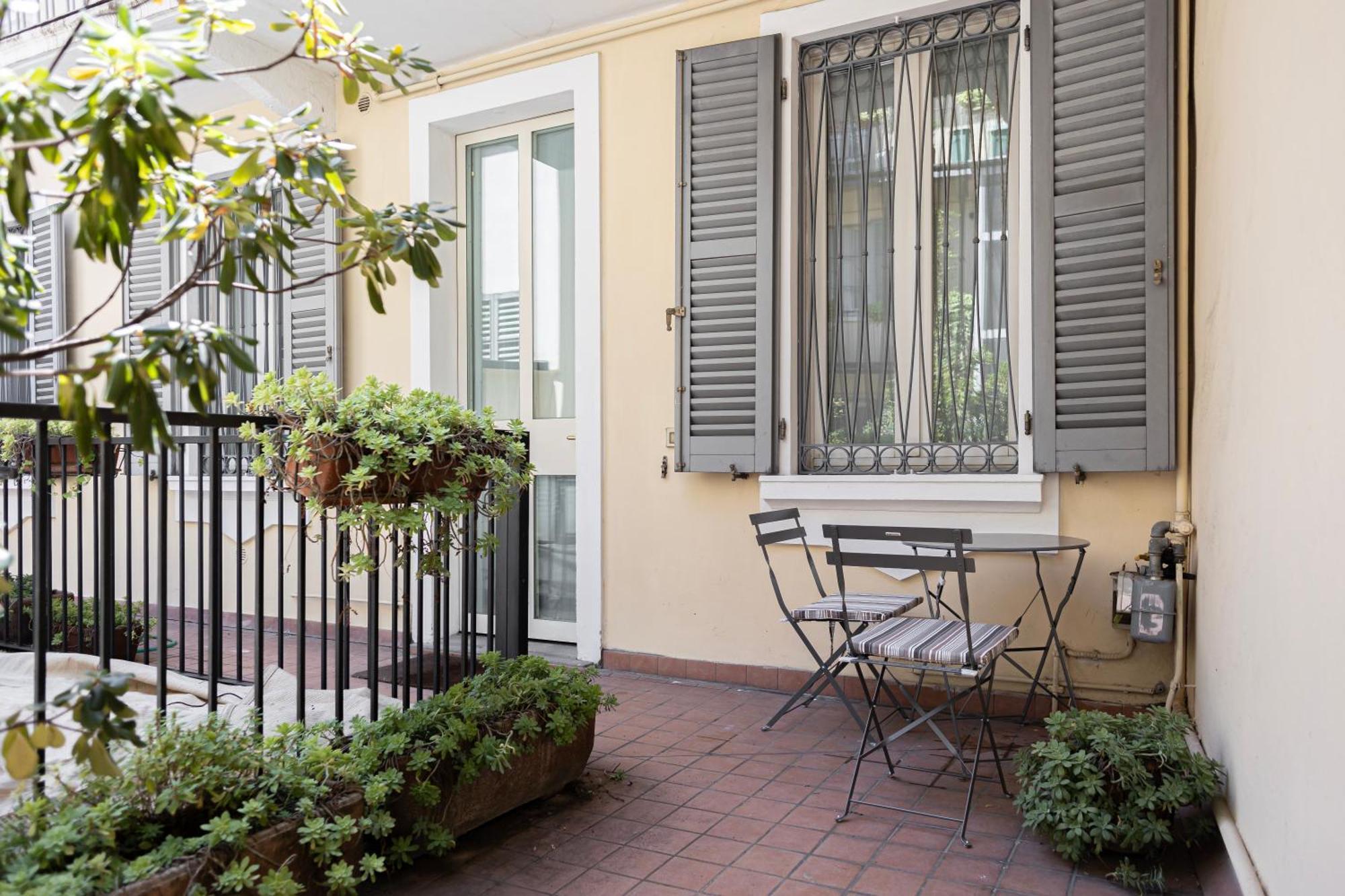 Elegante Bilocale In Montenapoleone - Brera Milano Exteriör bild